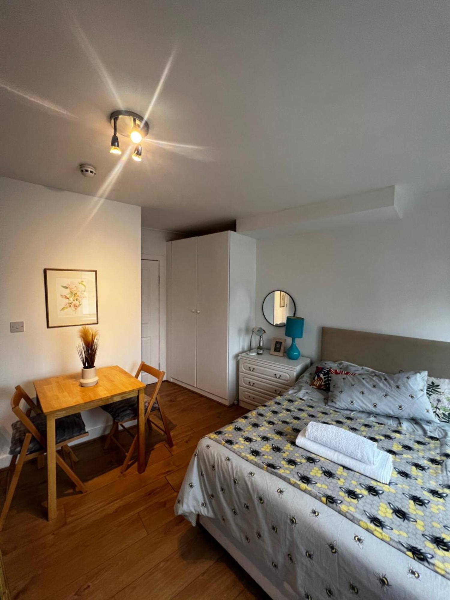 Flat In London Apartment Exterior photo